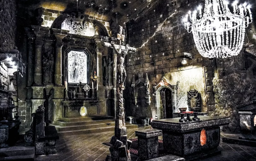 Wieliczka Salt Mine Tour - Image 4